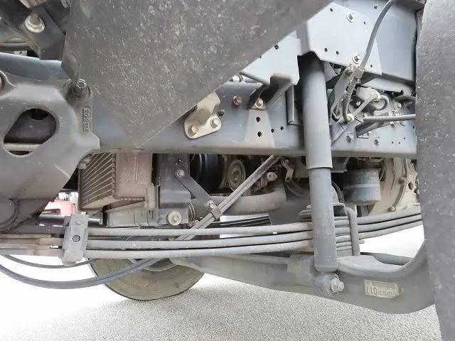 いすゞフォワードアルミブロック中型（4t）[写真35]