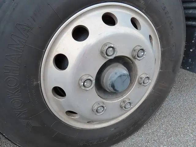 いすゞフォワードアルミブロック中型（4t）[写真36]