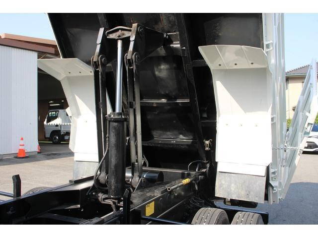 日野レンジャー深ダンプ（土砂禁ダンプ）中型（4t）[写真16]