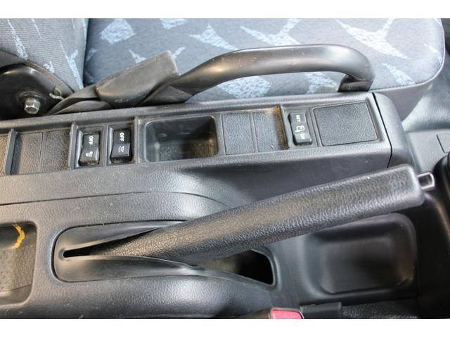 日野レンジャー深ダンプ（土砂禁ダンプ）中型（4t）[写真32]