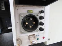 いすゞエルフ冷凍車（冷蔵車）小型（2t・3t）[写真19]