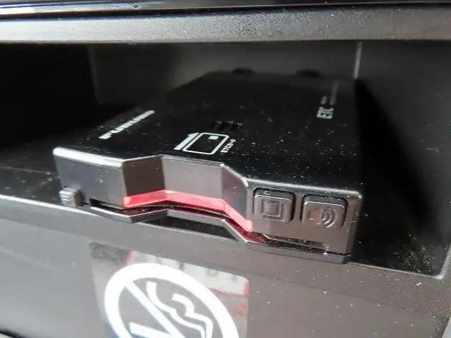 いすゞエルフ冷凍車（冷蔵車）小型（2t・3t）[写真28]