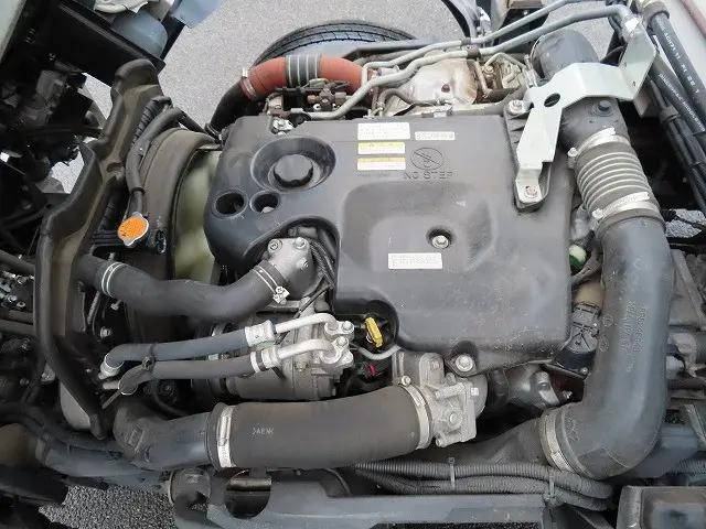 いすゞエルフ冷凍車（冷蔵車）小型（2t・3t）[写真35]