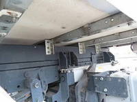 いすゞエルフ冷凍車（冷蔵車）小型（2t・3t）[写真39]