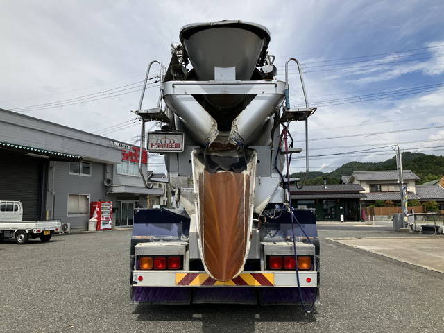 日野プロフィアミキサー車（コンクリートミキサー）大型（10t）[写真10]