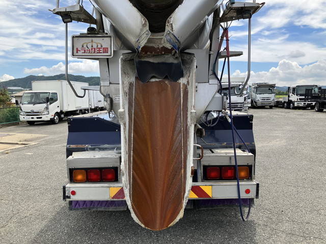 日野プロフィアミキサー車（コンクリートミキサー）大型（10t）[写真11]