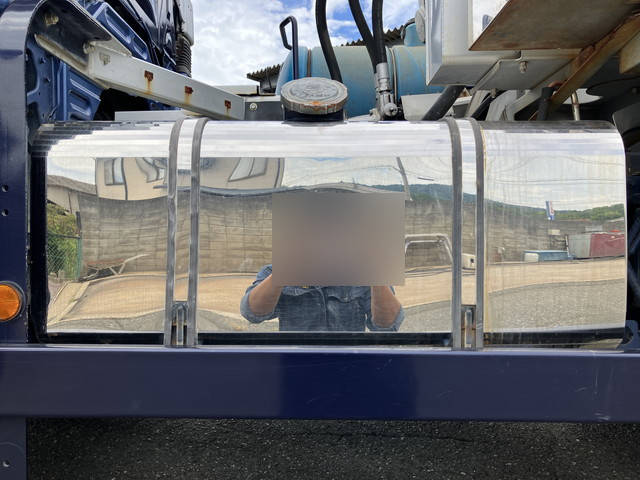 日野プロフィアミキサー車（コンクリートミキサー）大型（10t）[写真23]