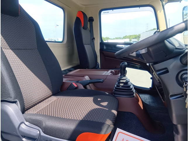 日野レンジャーミキサー車（コンクリートミキサー）増トン（6t・8t）[写真19]