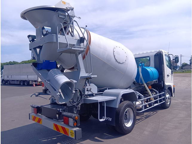 日野レンジャーミキサー車（コンクリートミキサー）増トン（6t・8t）[写真03]