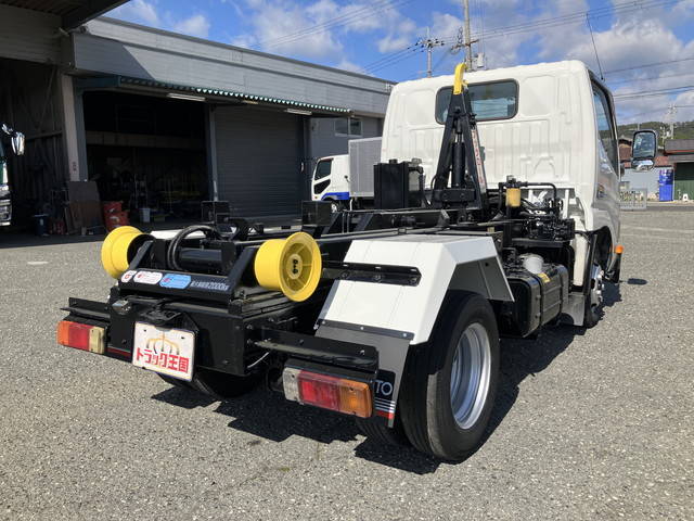 日野デュトロコンテナ専用車小型（2t・3t）[写真02]
