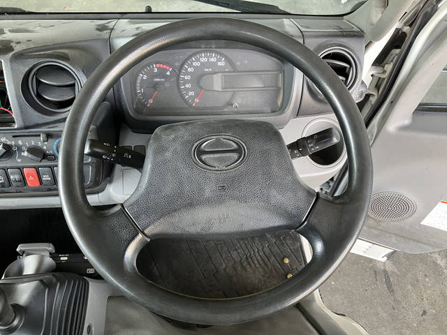 日野デュトロコンテナ専用車小型（2t・3t）[写真35]