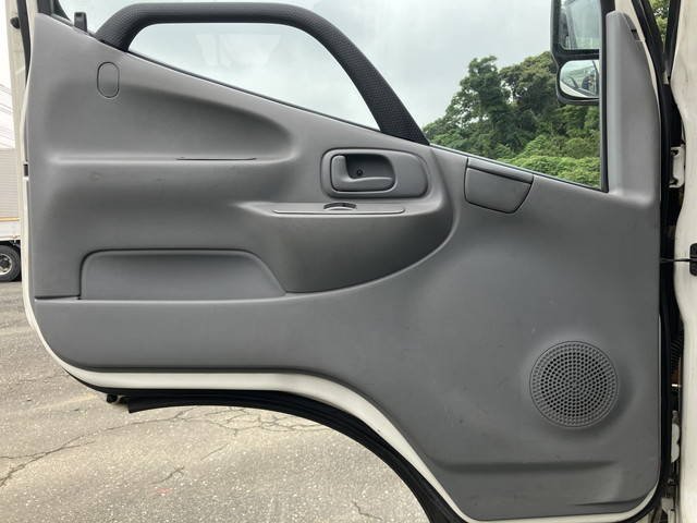 日野デュトロアルミブロック小型（2t・3t）[写真23]