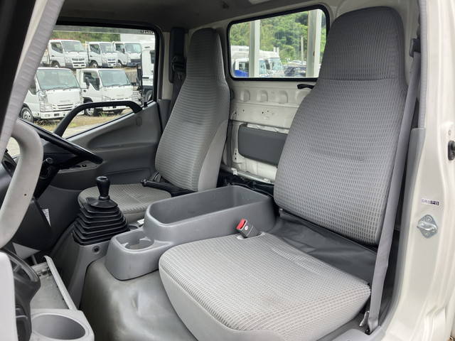 日野デュトロアルミブロック小型（2t・3t）[写真25]