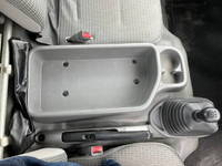 日野デュトロアルミブロック小型（2t・3t）[写真33]