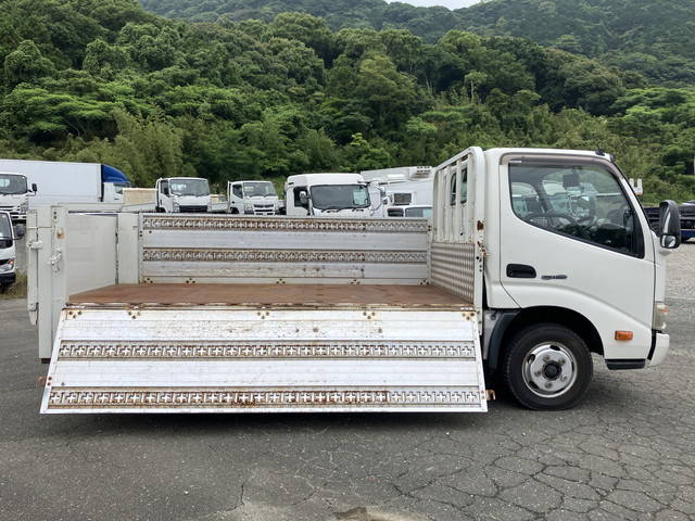 日野デュトロアルミブロック小型（2t・3t）[写真06]