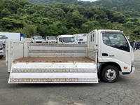 日野デュトロアルミブロック小型（2t・3t）[写真07]