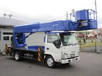 いすゞエルフ高所作業車小型（2t・3t）[写真01]