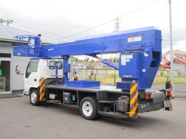 いすゞエルフ高所作業車小型（2t・3t）[写真02]