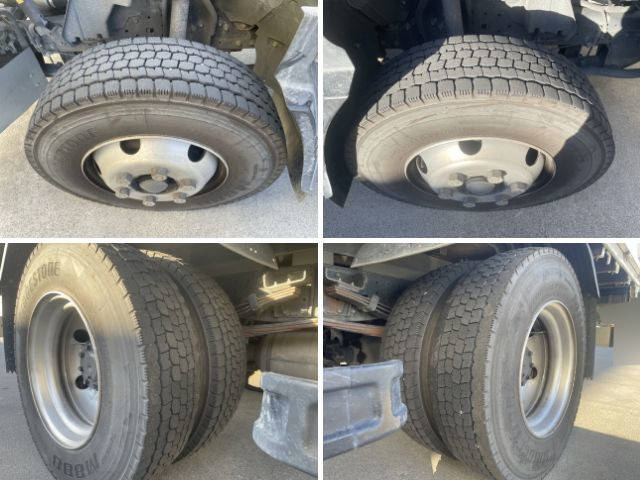 三菱ふそうキャンター平ボディ小型（2t・3t）[写真10]