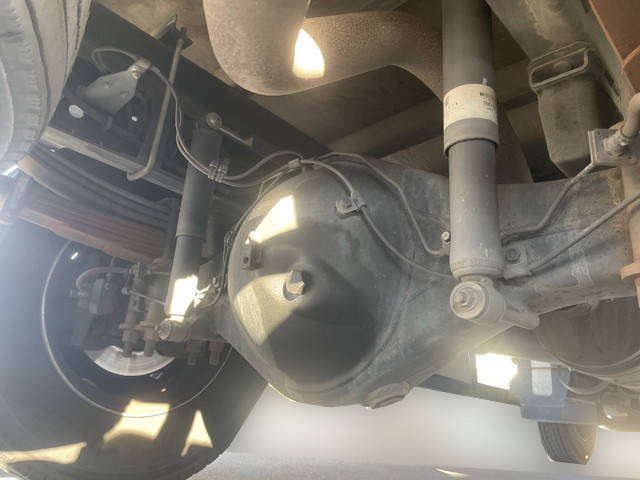 三菱ふそうキャンター平ボディ小型（2t・3t）[写真13]