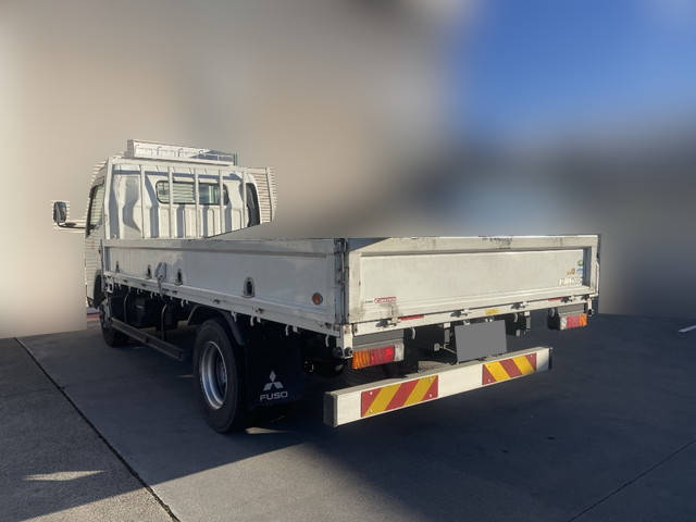 三菱ふそうキャンター平ボディ小型（2t・3t）[写真02]