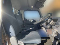 三菱ふそうキャンター平ボディ小型（2t・3t）[写真20]