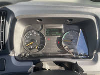 三菱ふそうキャンター平ボディ小型（2t・3t）[写真24]