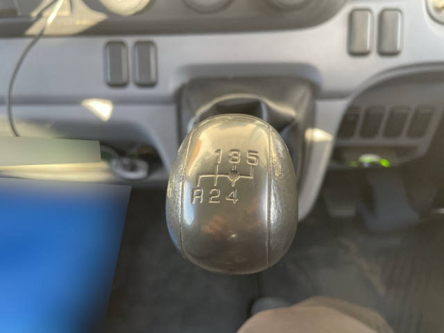 三菱ふそうキャンター平ボディ小型（2t・3t）[写真26]