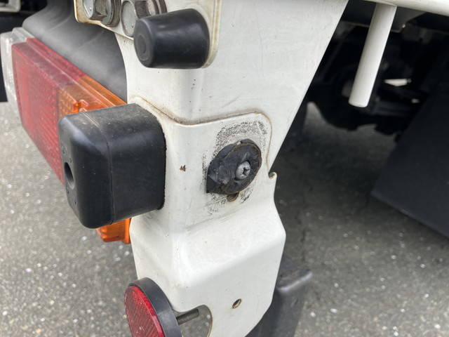 日野デュトロ平ボディ小型（2t・3t）[写真16]