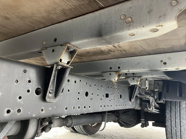 日野デュトロ平ボディ小型（2t・3t）[写真22]