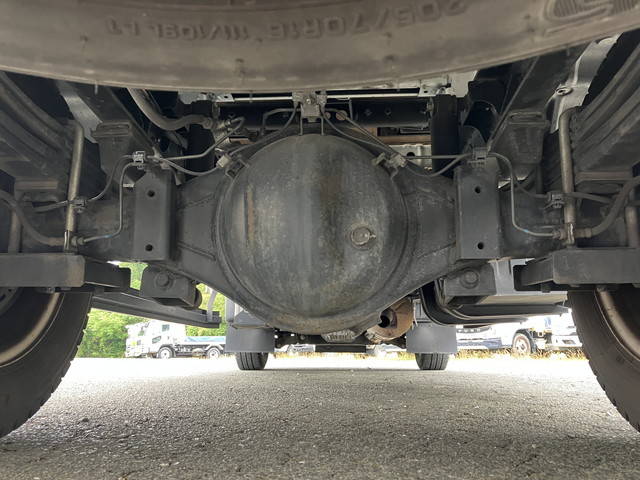 日野デュトロ平ボディ小型（2t・3t）[写真23]