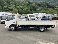 日野デュトロ平ボディ小型（2t・3t）[写真06]