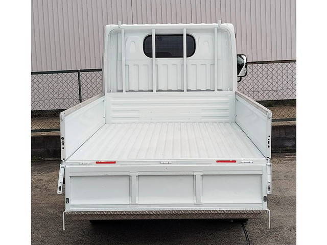 日産アトラス平ボディ小型（2t・3t）[写真10]