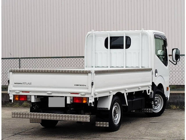 日産アトラス平ボディ小型（2t・3t）[写真02]
