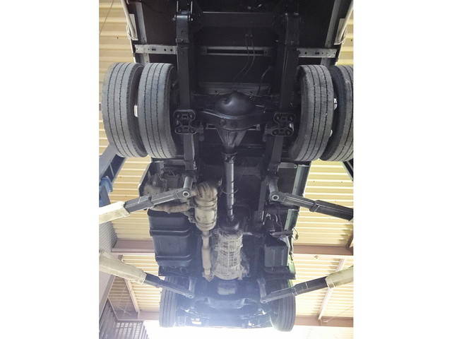 トヨタトヨエース平ボディ小型（2t・3t）[写真08]