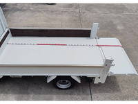 日産アトラス平ボディ小型（2t・3t）[写真14]