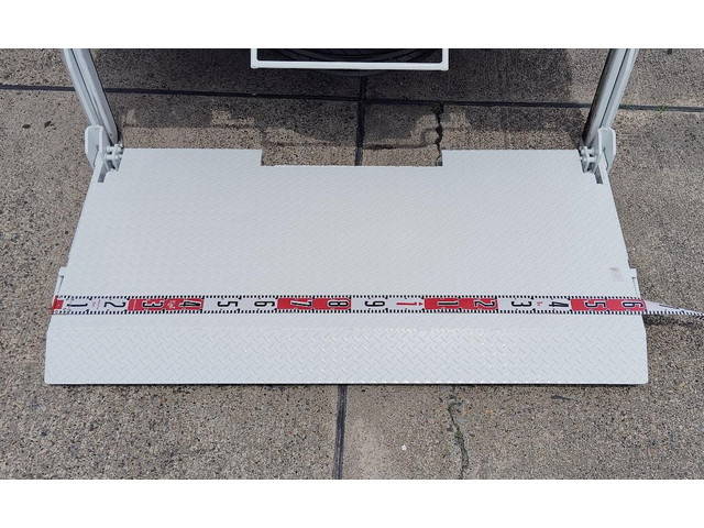 日産アトラス平ボディ小型（2t・3t）[写真15]