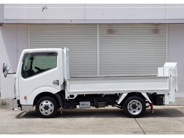 日産アトラス平ボディ小型（2t・3t）[写真19]