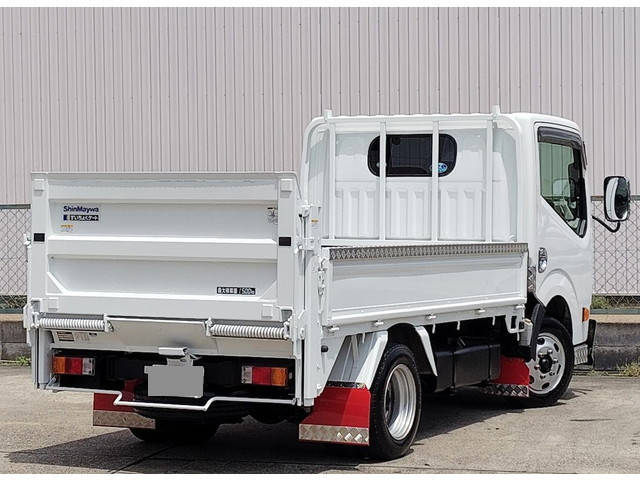 日産アトラス平ボディ小型（2t・3t）[写真02]