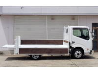 日産アトラス平ボディ小型（2t・3t）[写真22]