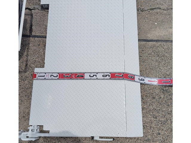 日産アトラス平ボディ小型（2t・3t）[写真25]