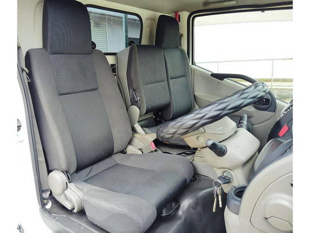 日産アトラス平ボディ小型（2t・3t）[写真05]