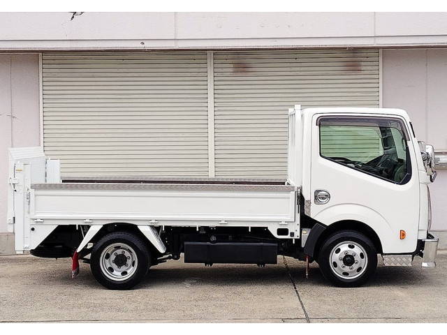 日産アトラス平ボディ小型（2t・3t）[写真06]