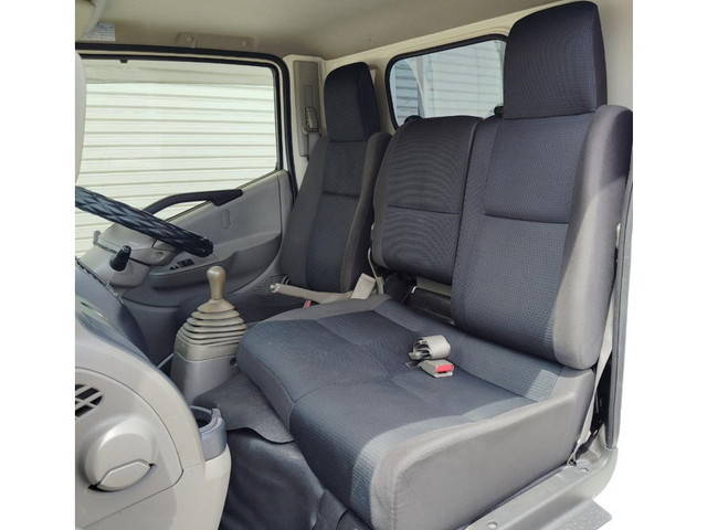 日産アトラス平ボディ小型（2t・3t）[写真07]