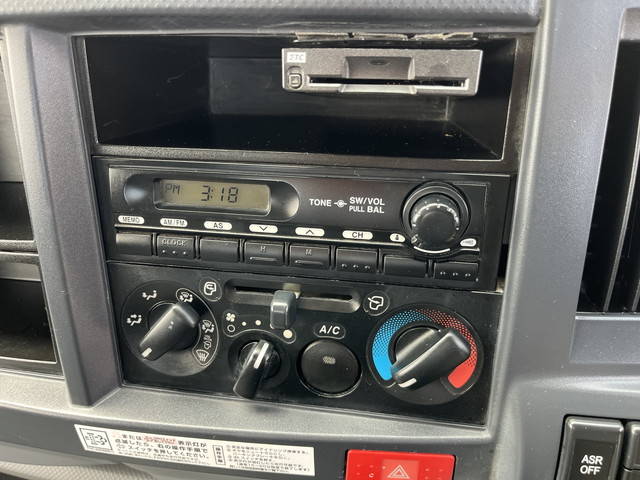 いすゞエルフダンプ小型（2t・3t）[写真11]