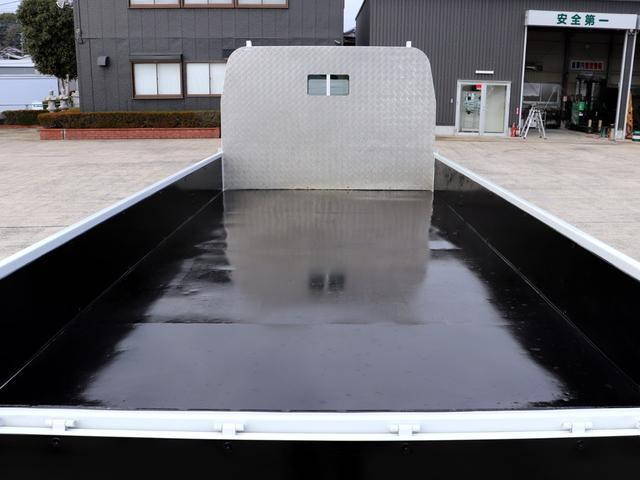 いすゞエルフ平ボディ小型（2t・3t）[写真10]