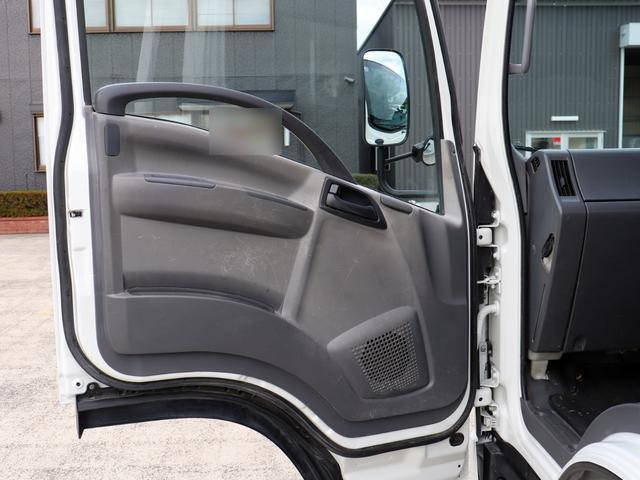 いすゞエルフ平ボディ小型（2t・3t）[写真33]