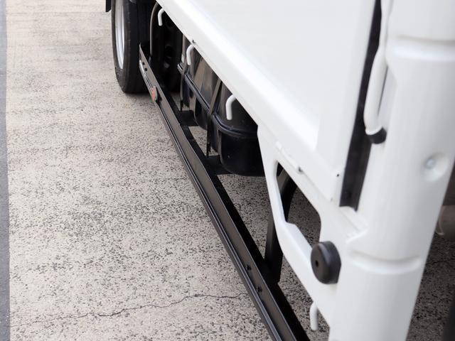 いすゞエルフ平ボディ小型（2t・3t）[写真37]