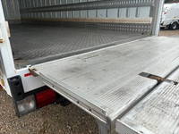 日野レンジャー冷凍車（冷蔵車）中型（4t）[写真12]