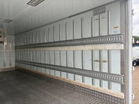 日野レンジャー冷凍車（冷蔵車）中型（4t）[写真10]